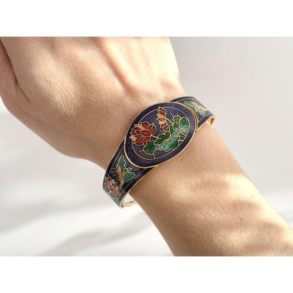 Cloisonne Enamel Floral Gold Toned Chunky Vintage Hinged Bracelet | Bangle - Picture 16 of 16